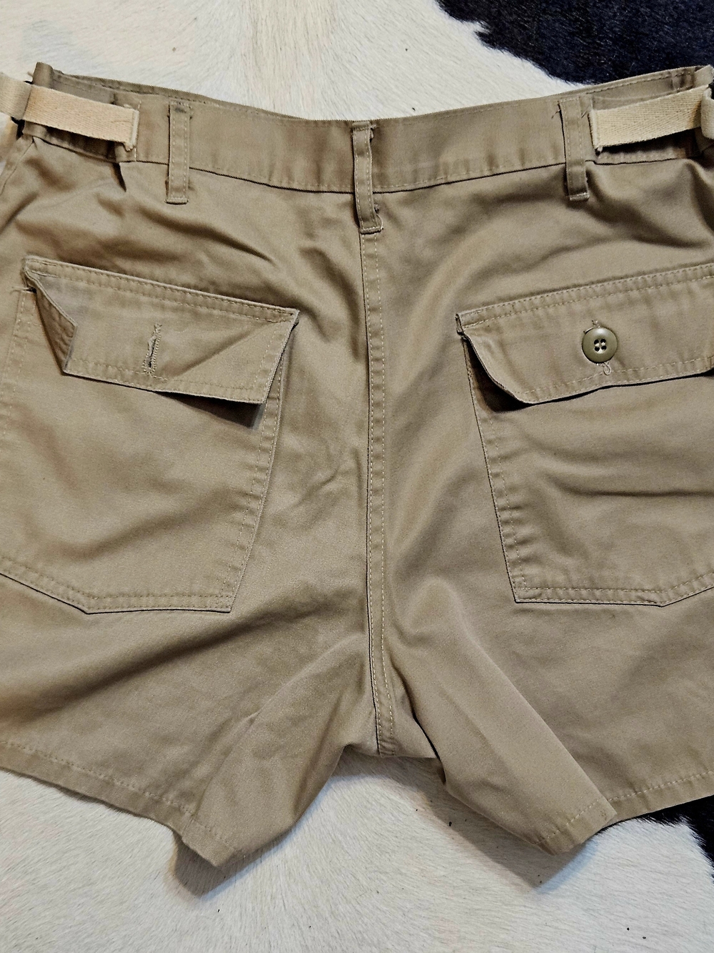 VINTAGE Men's MILITARY Khaki Cargo Shorts - Casual Utility Style Sz 32